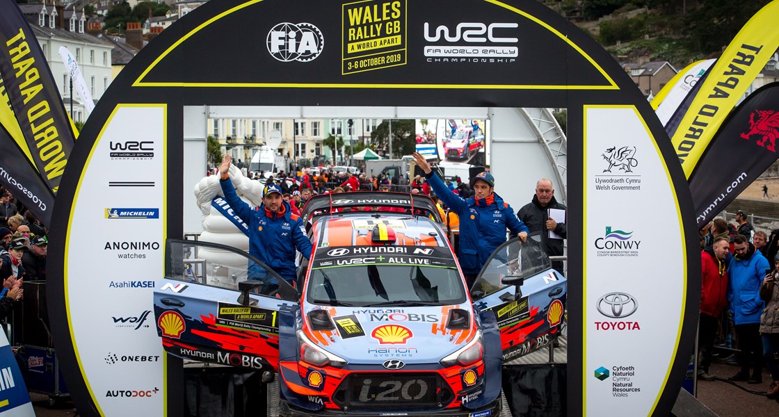 Hyundai bei Rallye Wales: Platz 2 für Thierry Neuville
