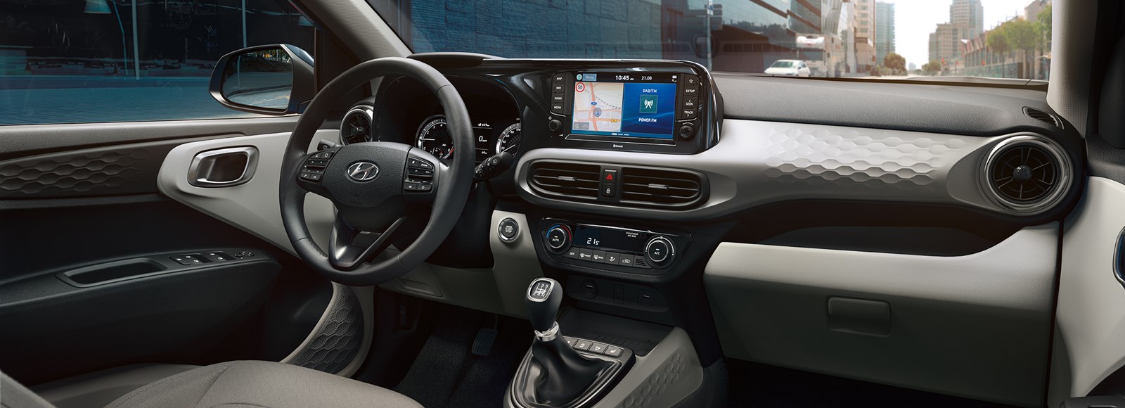M24 1 AC3 interior dashboard GLS TOP ShaleGreyYPK 4c