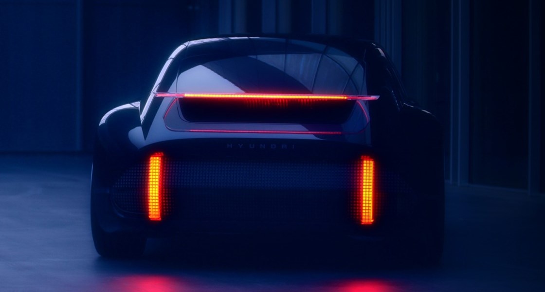 Hyundai enthüllt Konzeptfahrzeug Prophecy auf dem Genfer Automobilsalon