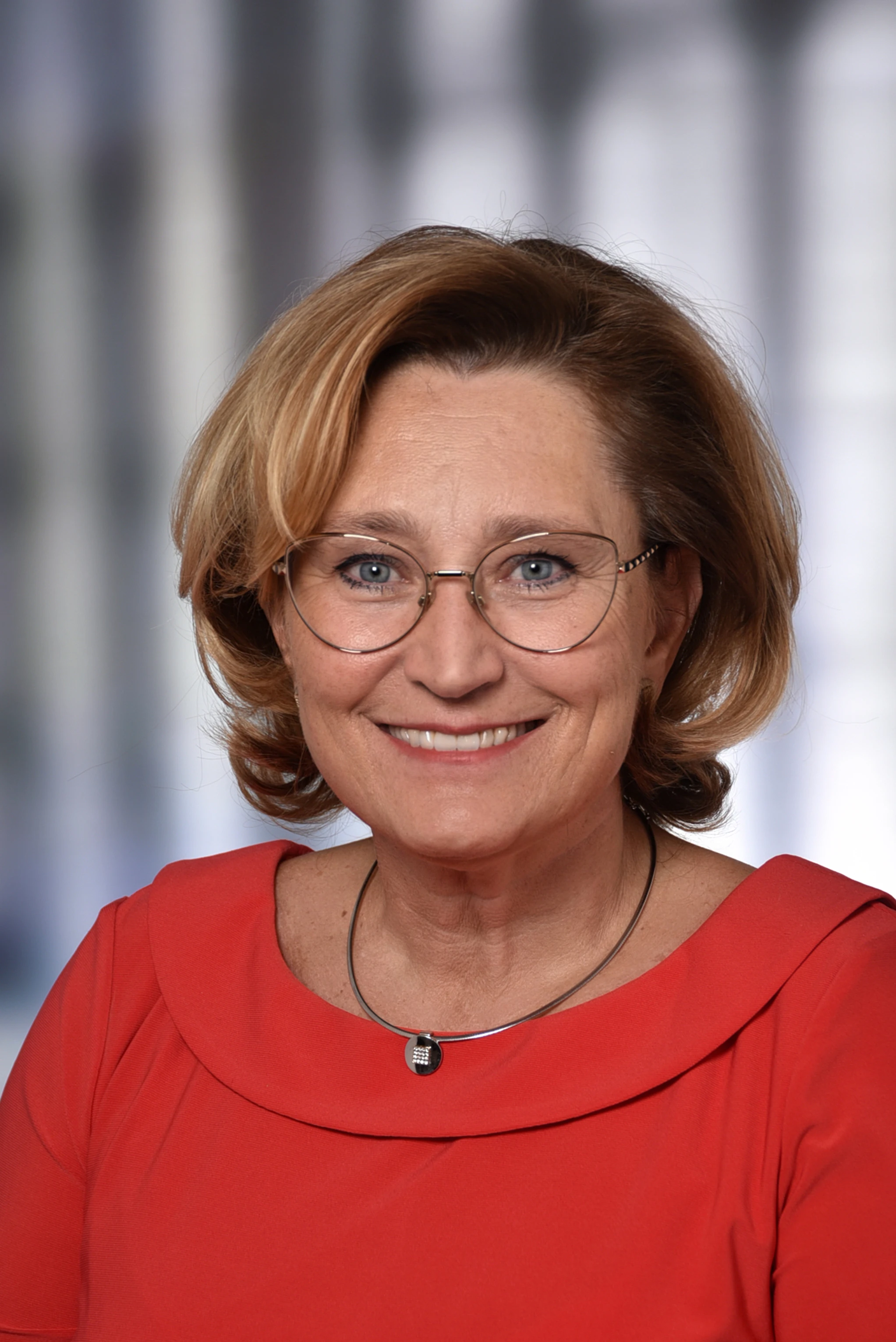 Eveline Knoll-Kurzmann