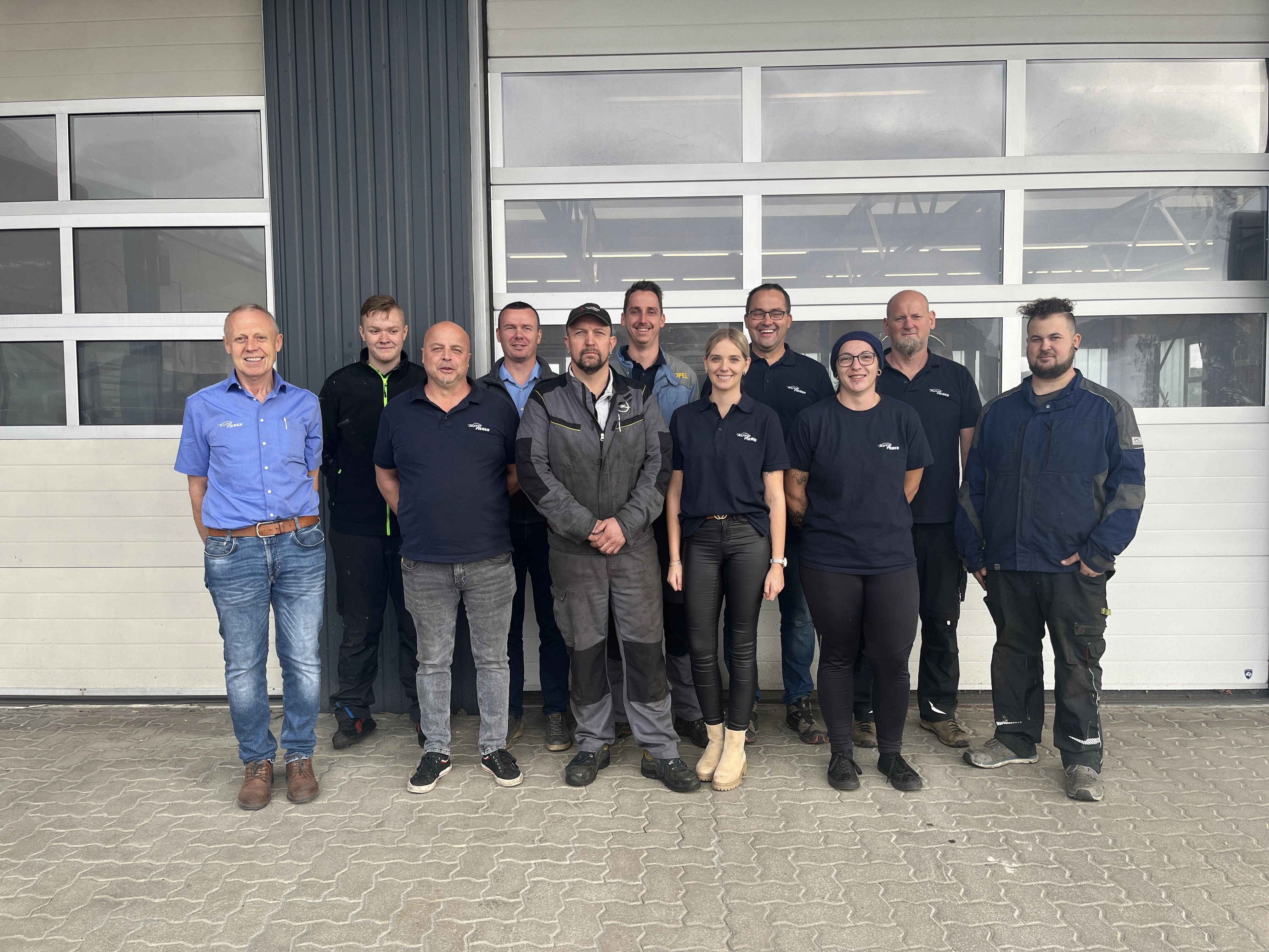 Gruppenfoto2.jpeg