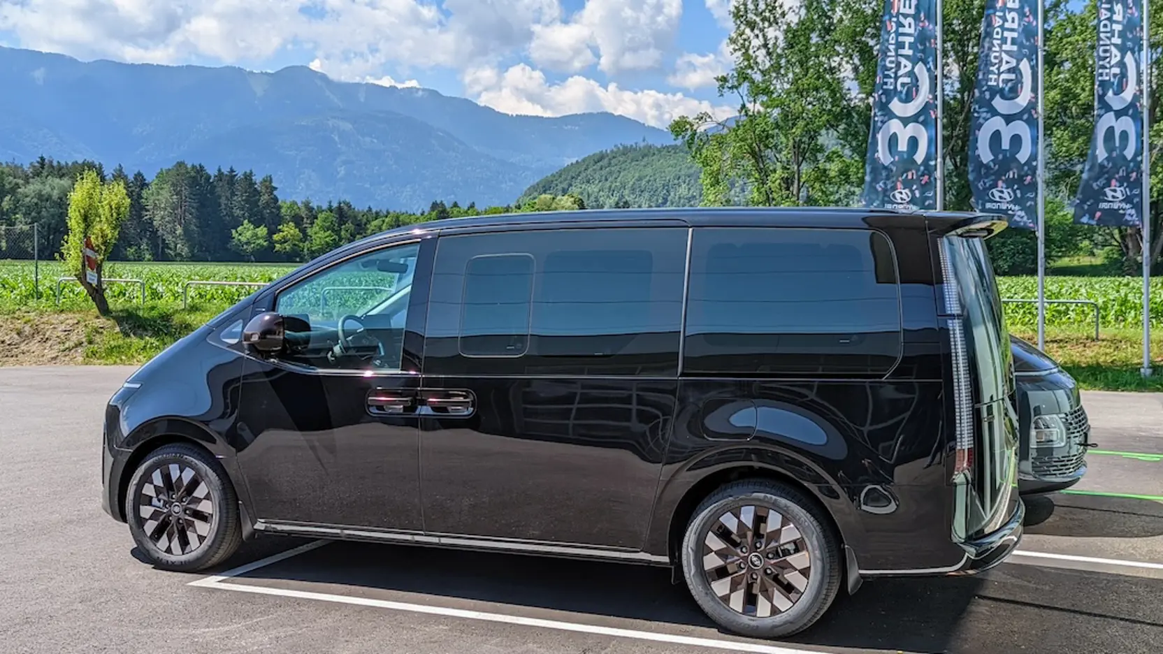 Motor Mayerhofer Villach Hyundai Staria.jpg