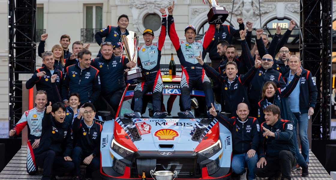 Thierry Neuville und Martijn Wydaeghe sichern sich in einem spannenden Finale den FIA WRC-Titel 2024