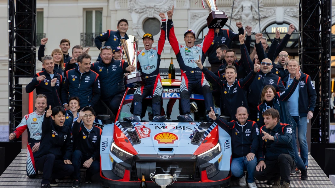 Thierry Neuville and Martijn Wydaeghe FIA WRC_Nov24 (4).jpg