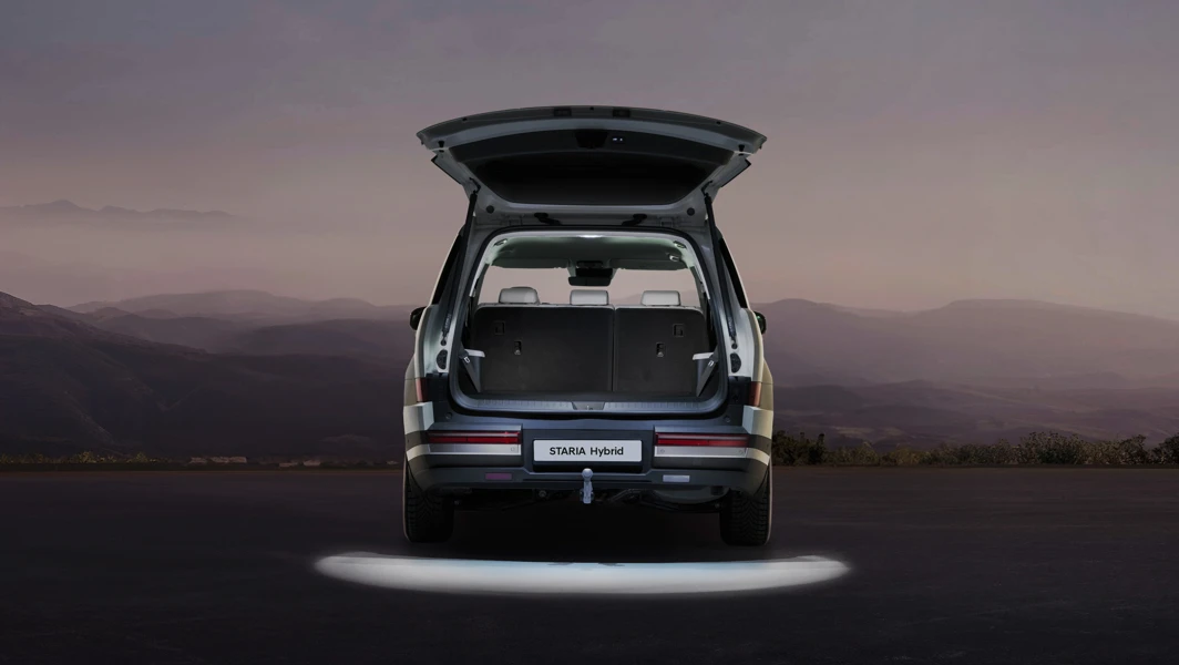 STARIA Heckklappenbeleuchtung