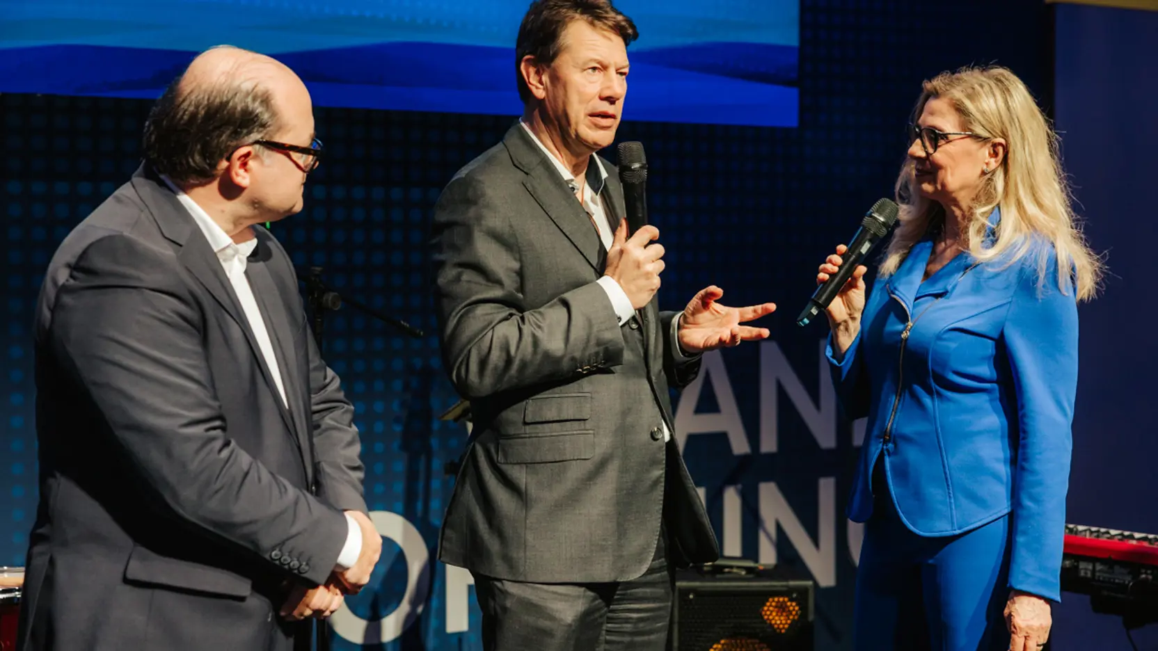 (C)Philipplipiarski 7156