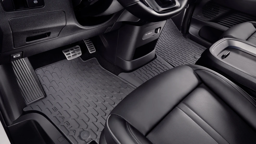 MZ131ADE001 MZ131ADE101 IM All Weather Mats 01 Rgb 72