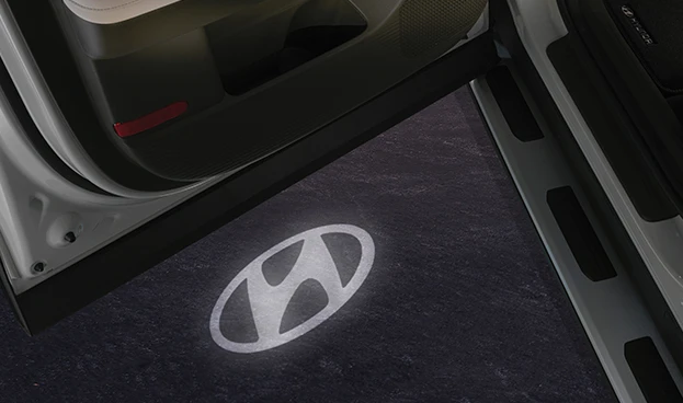 STARIA Projektoren Hyundai Logo