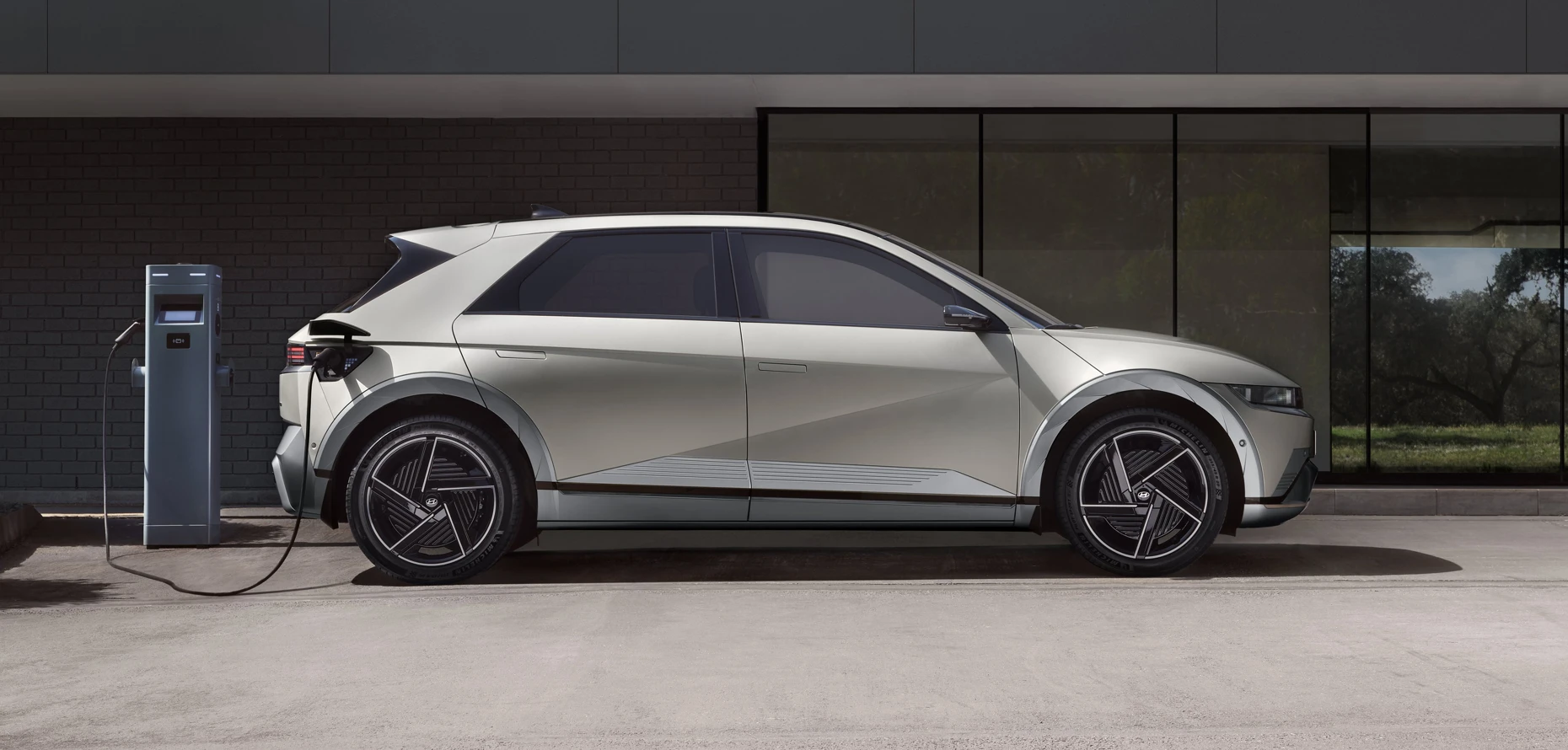 Hyundai IONIQ 5 2024 Exterior 4 Enhanced IONIQ 5