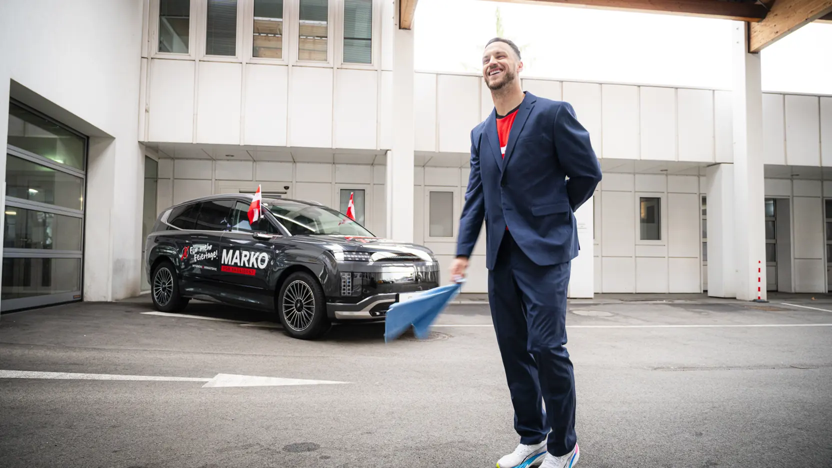 BTS Arnautovic X Hyundai 37