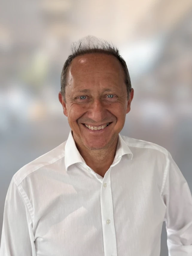 Manfred  Martis