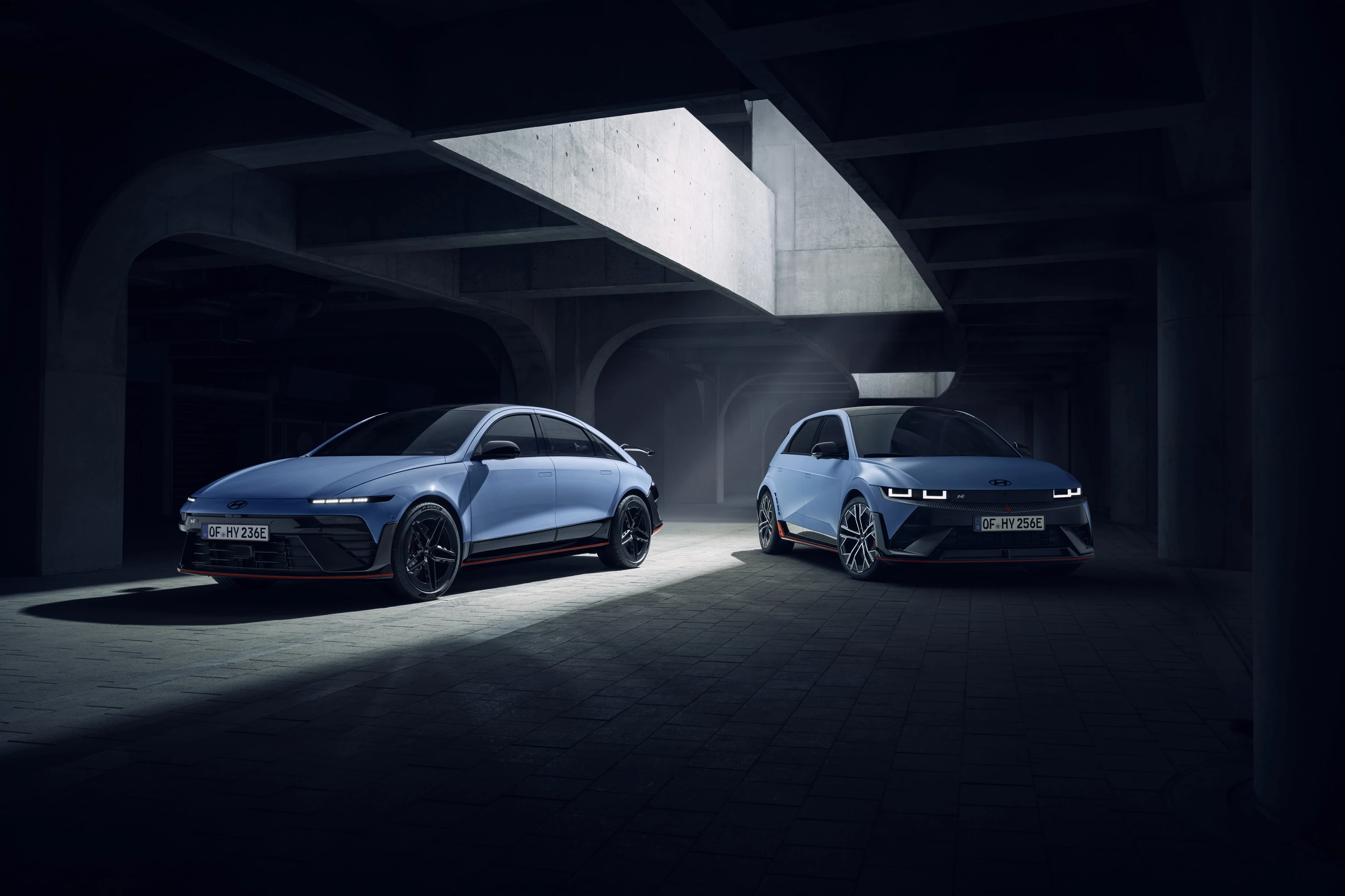 02 IONIQ 6 N Front Quarter