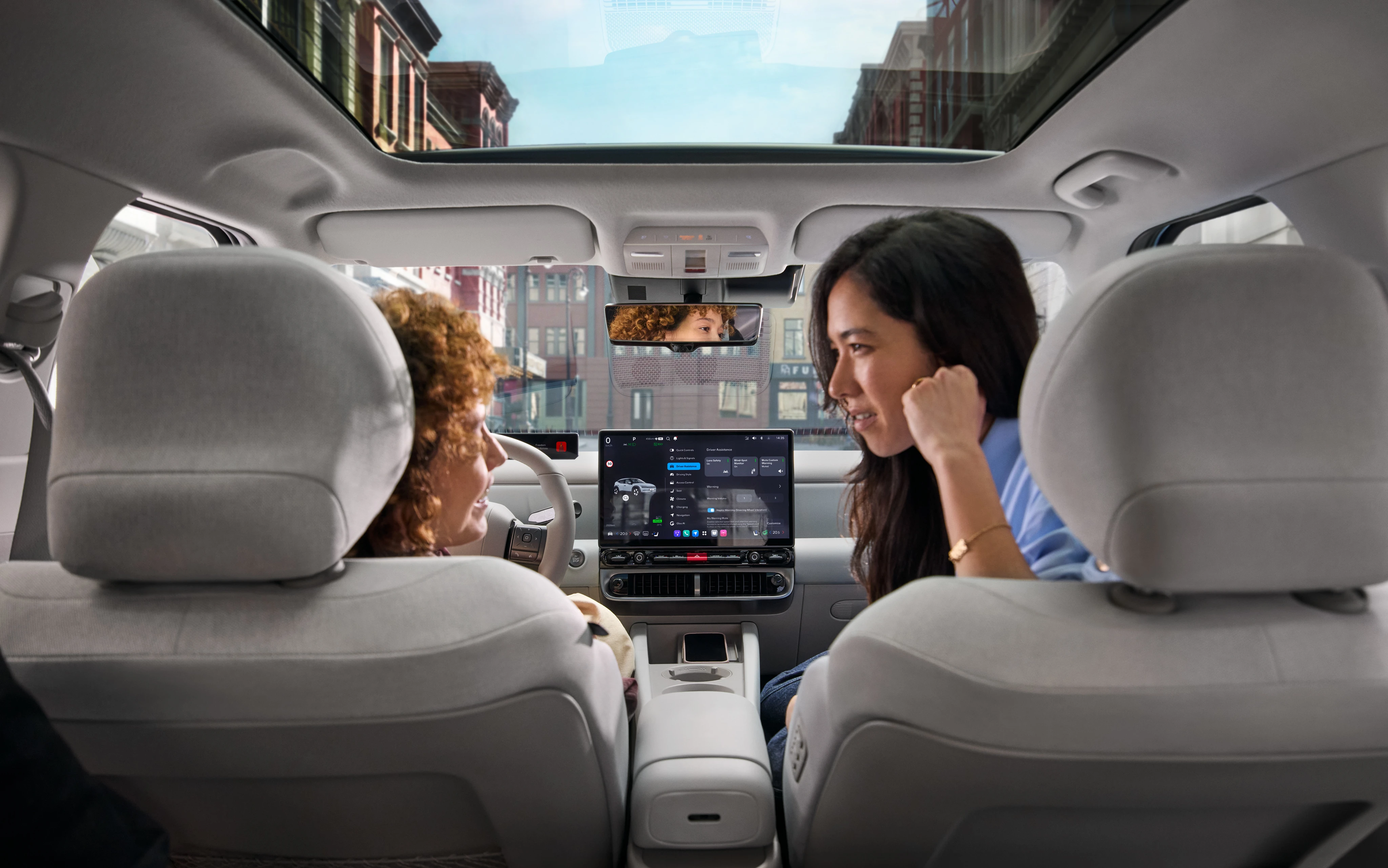 Hyundai IONIQ 3 M18 INTERIOR IN SCREEN PLEOS Srgb