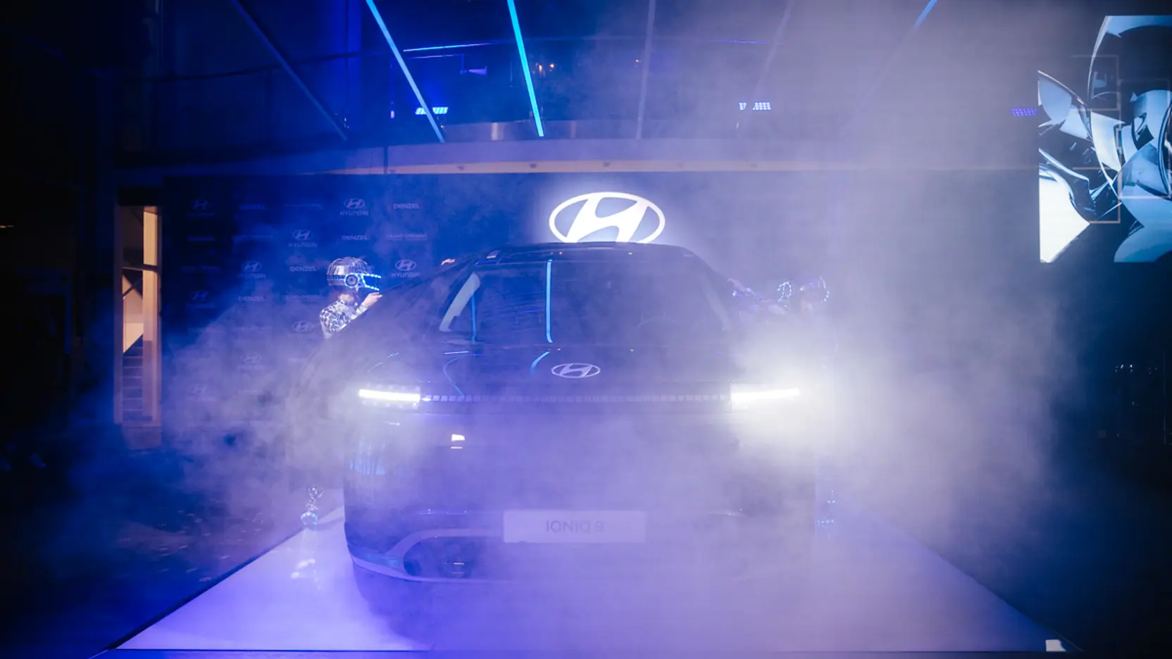 (C)Philipplipiarski 7335