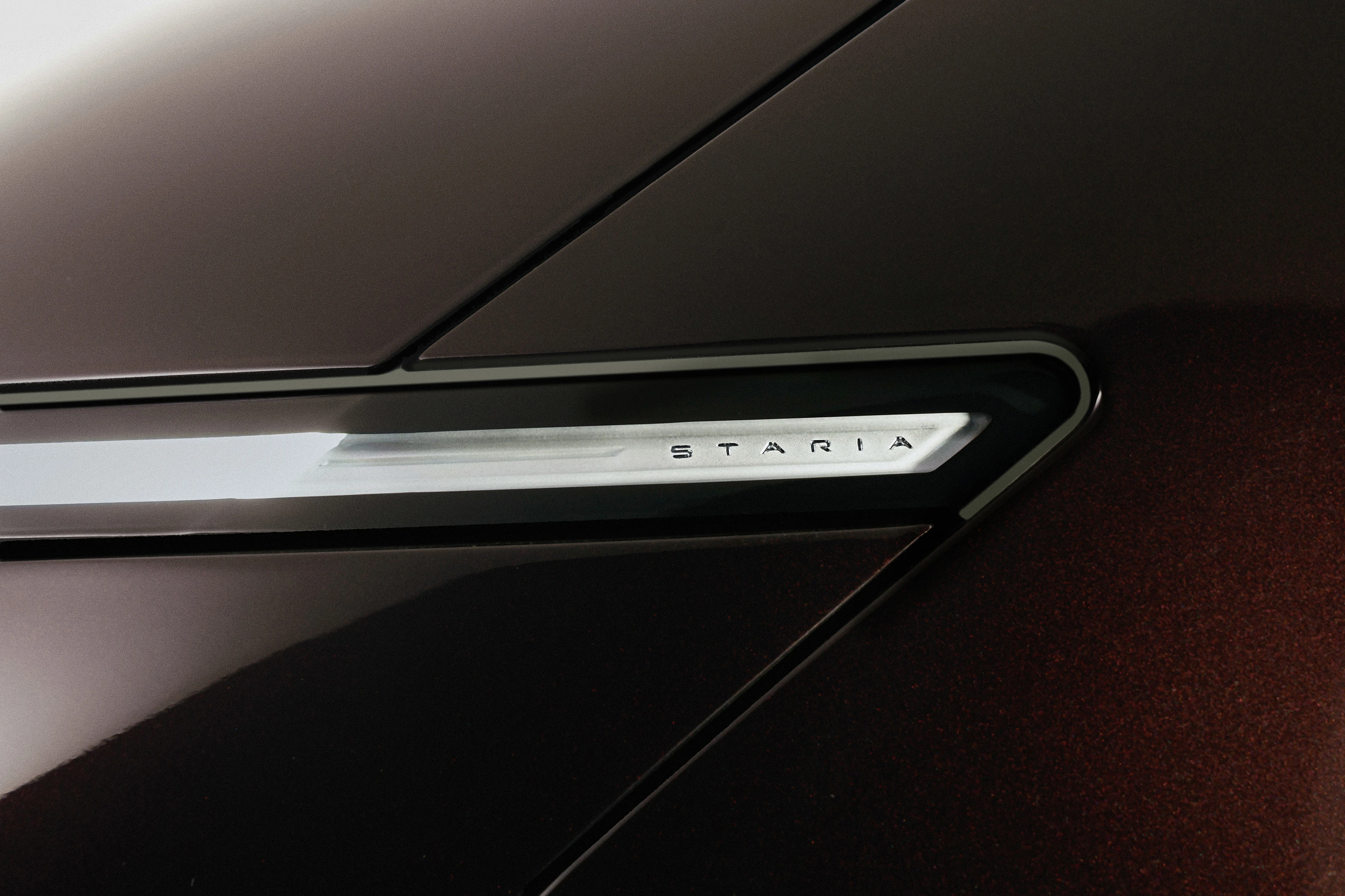 Hyundai STARIA Electric Exterior Close Up Badge Details 02