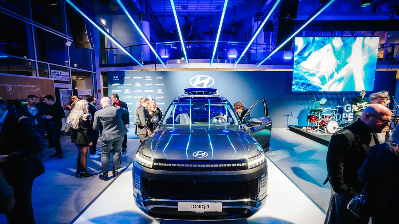 (C)Philipplipiarski 7488