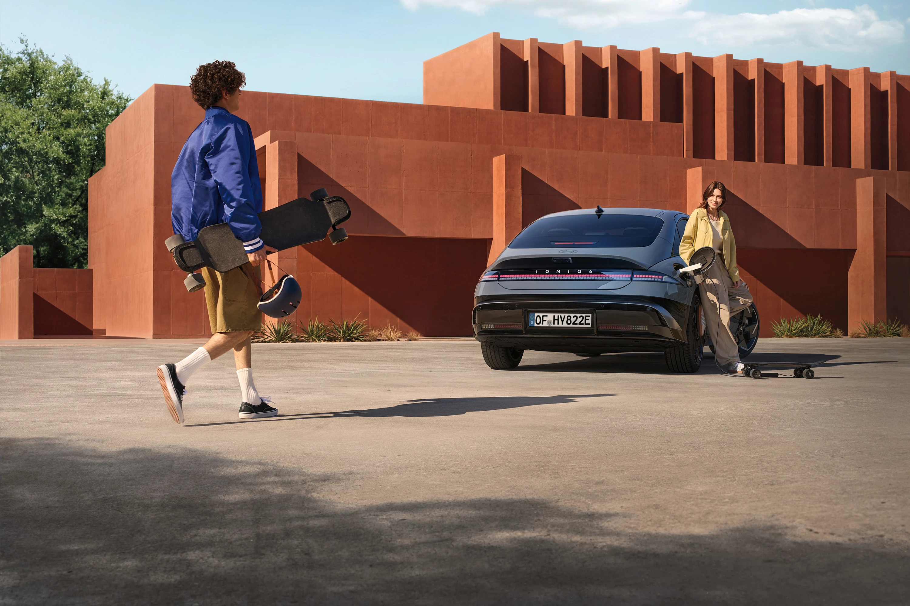 Hyundai IONIQ6 Exterior V2L OUTDOOR
