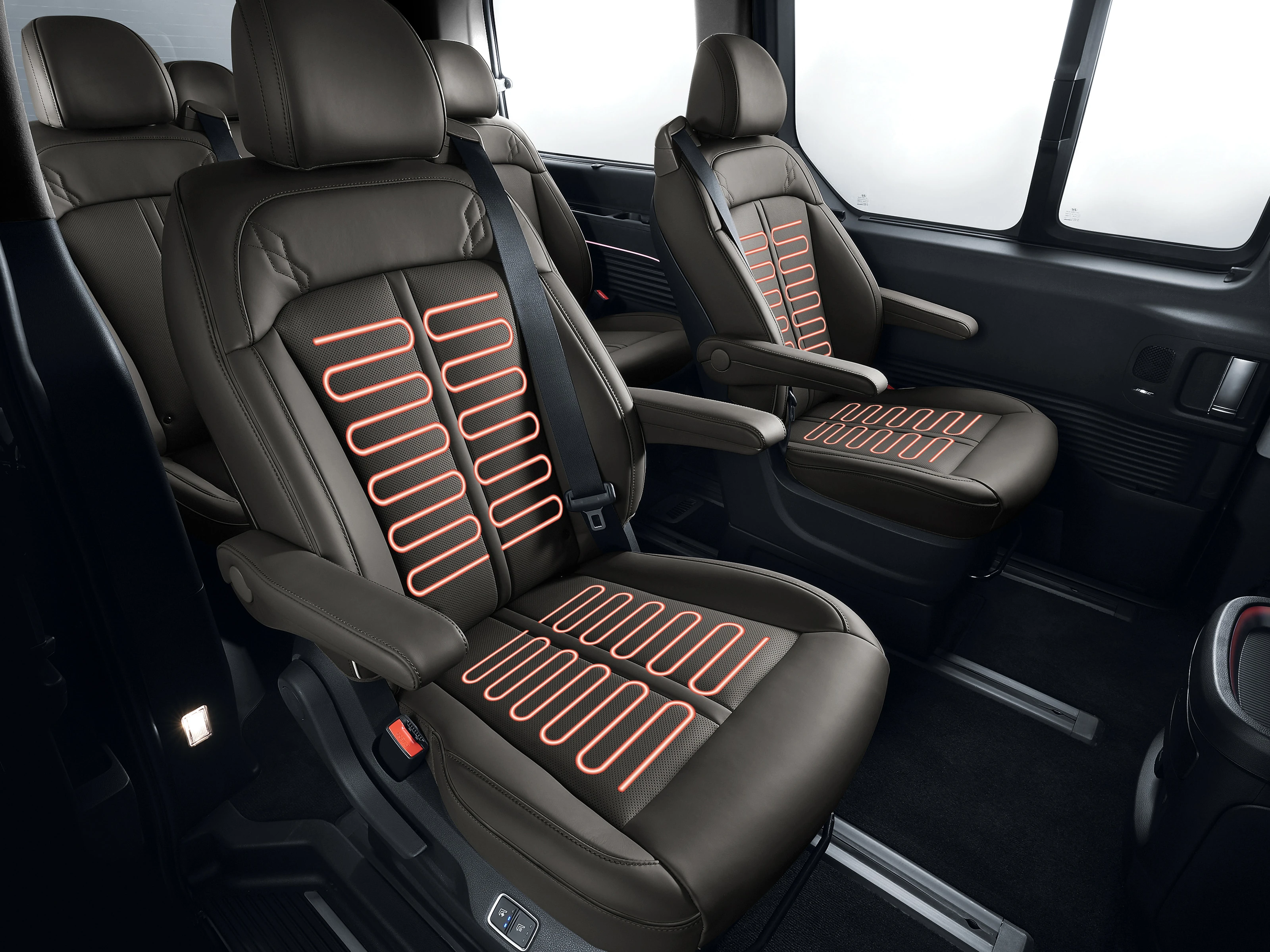 Hyundai STARIA Electric Ventilated Seats 4X3