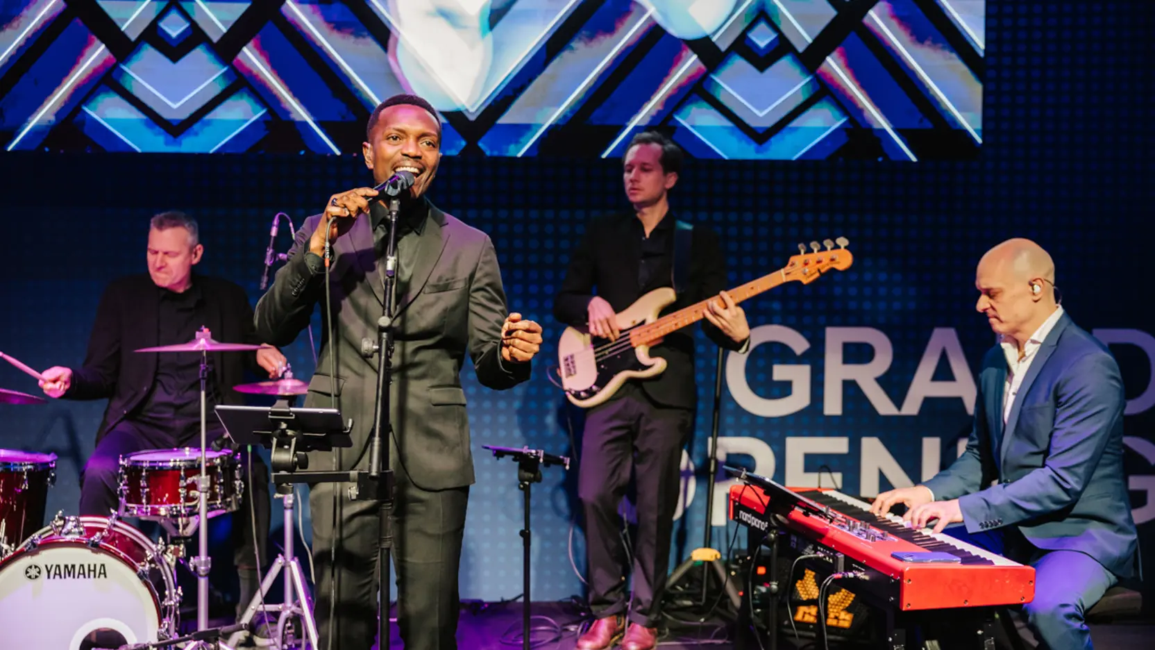 (C)Philipplipiarski 7401