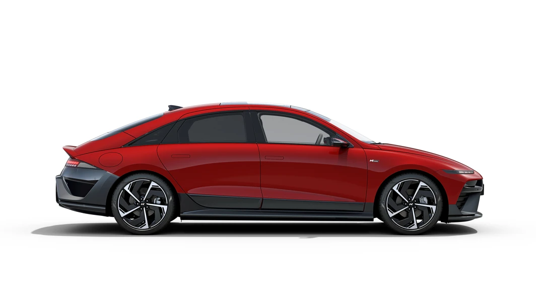 HYU EXT PI CE FL Nline SHOT10 Side Lights On