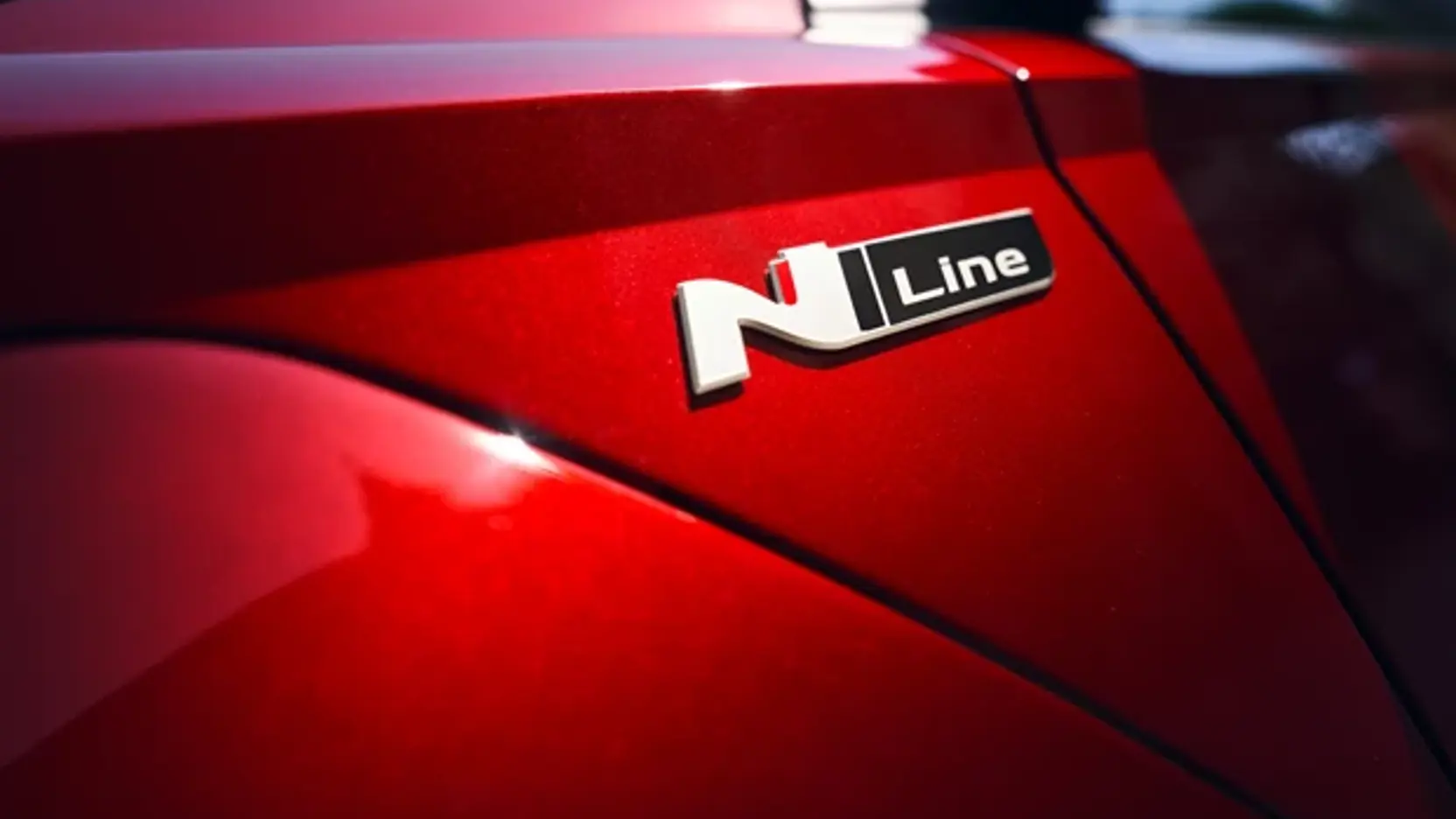 hyundai i20 nline emblem