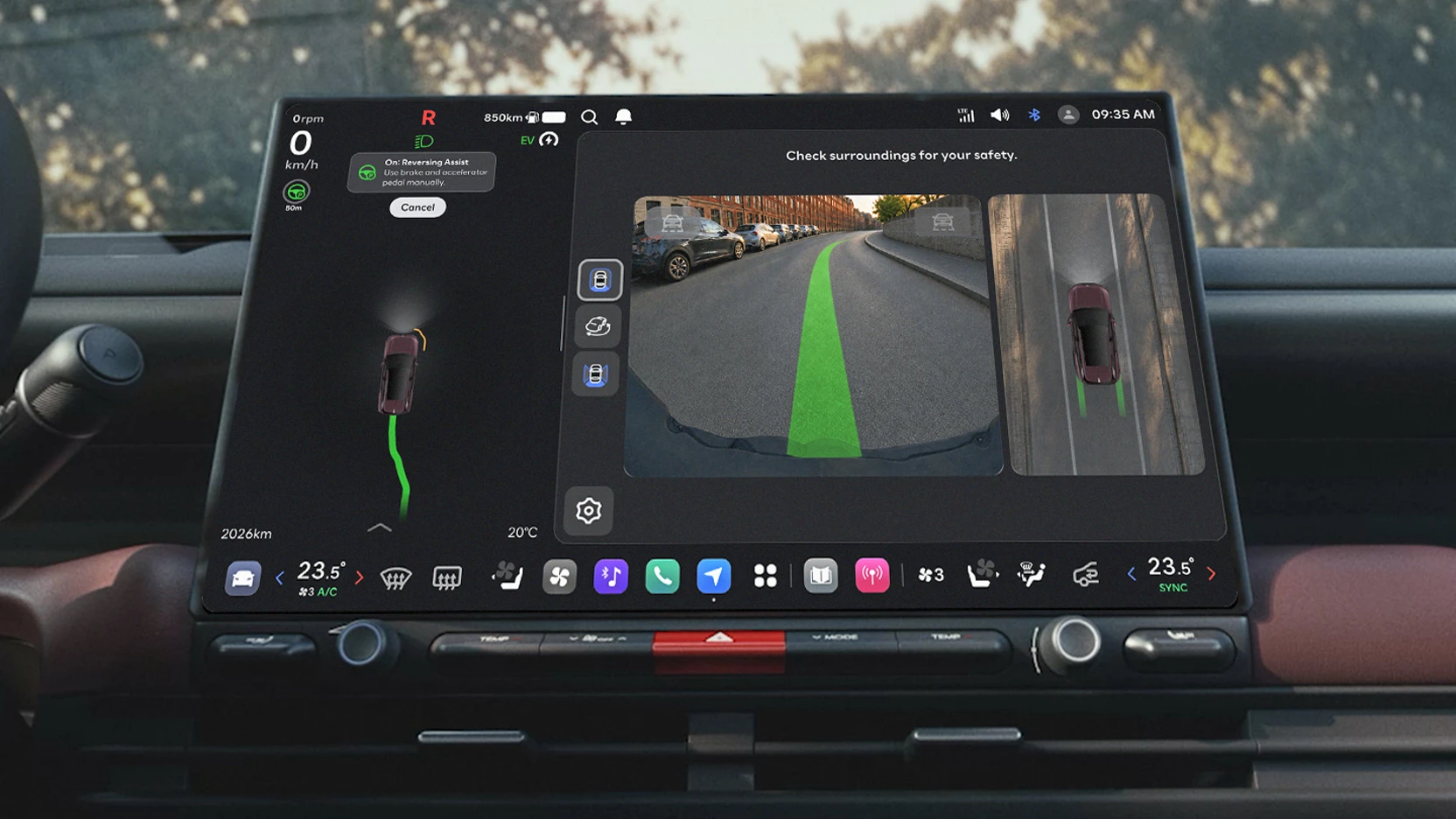 Hyundai TUCSON Interior Safety Memory Reverse Assist AI