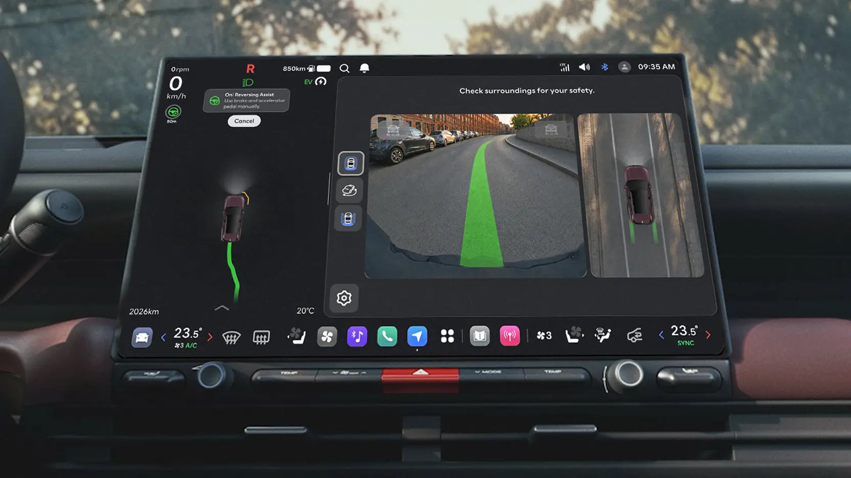 Hyundai TUCSON Interior Safety Memory Reverse Assist AI