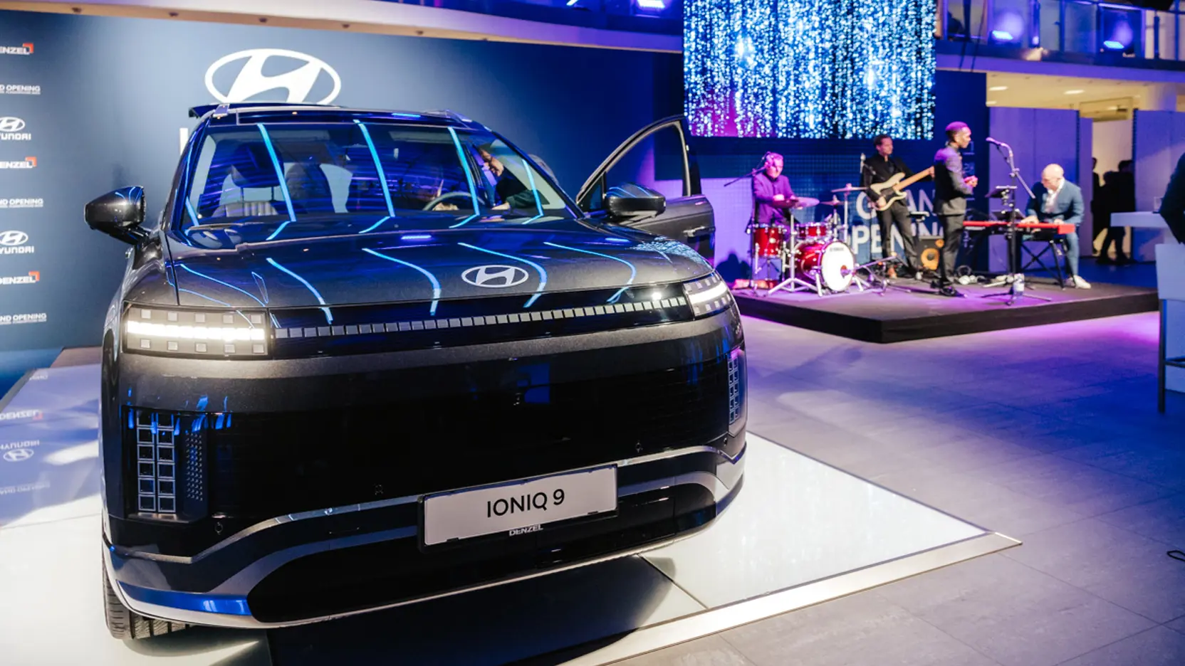 (C)Philipplipiarski 7423